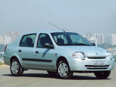 Коврики из экокожи 3D  Renault Symbol 1999-2008 (седан)